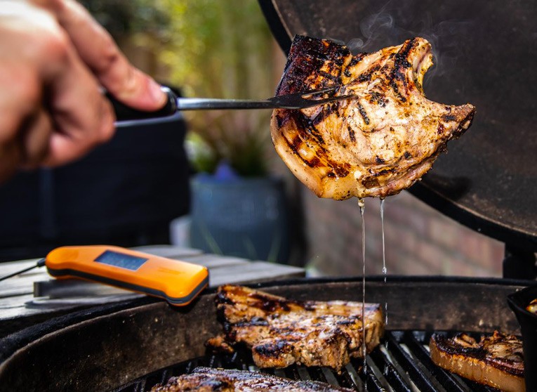 BBQ Pork Chops with Apples, Onion & Sage