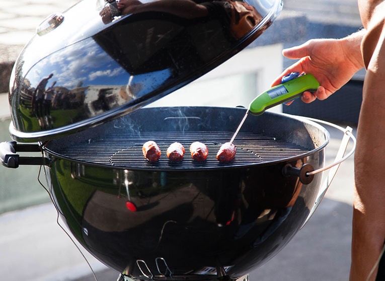 5 BBQ Essentials You Need This Summer