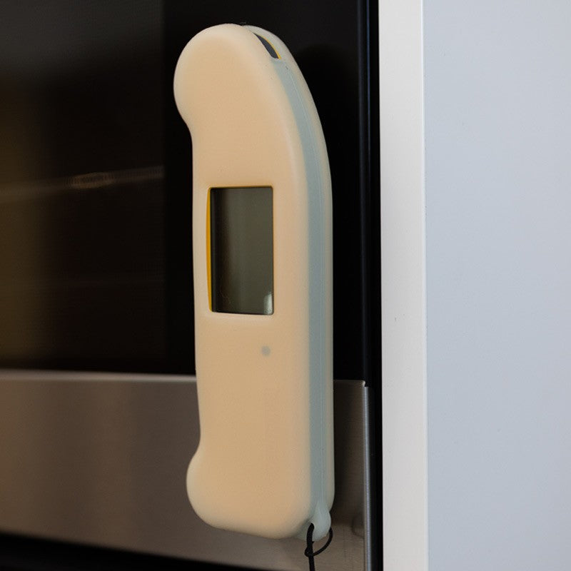 Thermapen® ONE Protective Magnetic Cover - Glow in the Dark