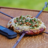 Bonfire Night is coming up and we've got the perfect cheesy sausage recipe for you 🧨

These cheese and pebre-topped boerewors by @thesmokinelk are just the thing to get your sausage fix while you watch the fireworks 🔥
 
Ingredients:
 
Sausage wheel ingredients:
 
1 boerewors sausage
Grated cheese of your choice
 
Pebre ingredients:
 
½ onion, finely diced
1 jalapeno, finely diced
1 large garlic clove, finely diced
1 tomato, de-seeded and finely chopped
1 bunch of coriander, finely chopped
3 tbsp olive oil
2 tbsp red wine vinegar
Salt and pepper, to taste

Method:

Make the pebre by combining all of the ingredients in a bowl.
I like to use my Kamado Joe Kettle Joe to cook this directly over the coals at around 180 °C. If you’re using a standard BBQ, you will want to cook it over the coals for just a few minutes. Then, finish it off on the indirect side of the BBQ until it hits an internal temperature of at least 73 °C on your Thermapen.
Once the sausage wheel has reached temperature, top it with plenty of grated cheese!
Once the cheese is melted, remove it and let it rest for 5-10 minutes. You can then top it with the pebre, slice, and add to cocktail sticks or small skewers. This gives you little cheesy sausage lollipops!
 
#Thermapen #TeamTemperature #BonfireNight #UKBBQ #RecipeShare #AutumnRecipes #Boerewors #TheSmokinElk #BBQRecipes