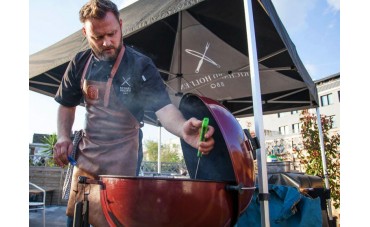 Cooking Your Christmas Turkey On The BBQ