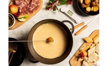 The Best Three-Cheese Fondue