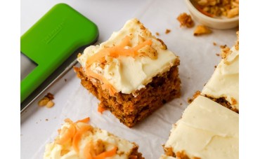 Carrot Cake Traybake with Swiss Meringue Buttercream