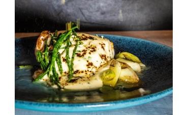 Kenny Tutt's Cod Mornay with Buttered Leeks