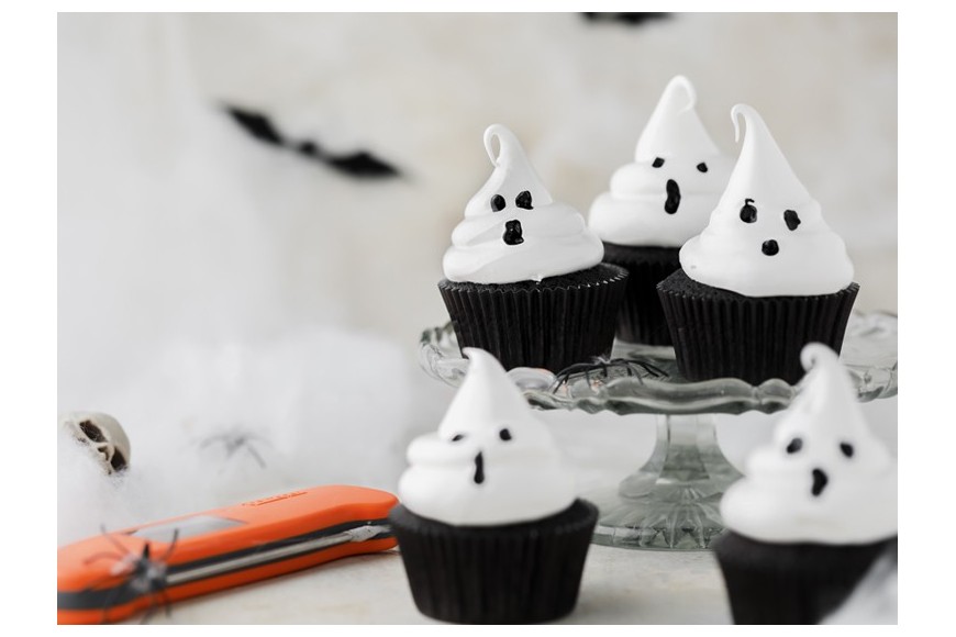 Ghost Chocolate Halloween Cupcakes by My Kitchen Drawer