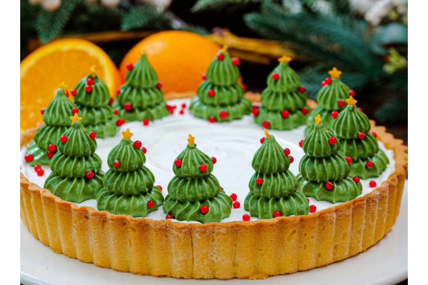Christmas-Spiced Orange Meringue Pie